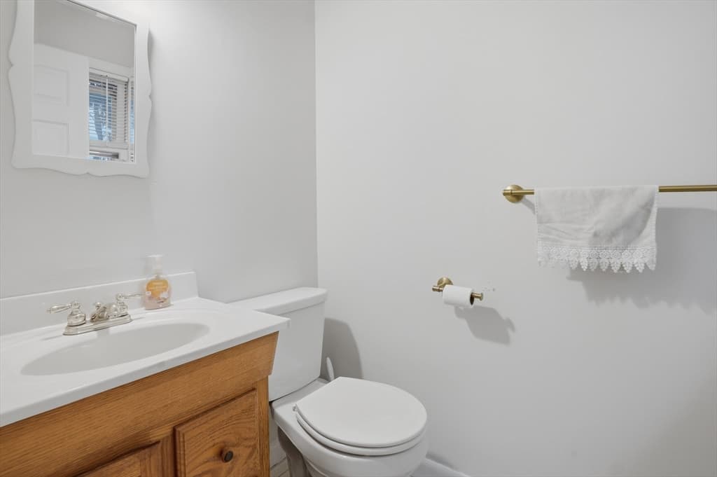 160 Twinbrooke Drive, Holden MA 01520 photo 28