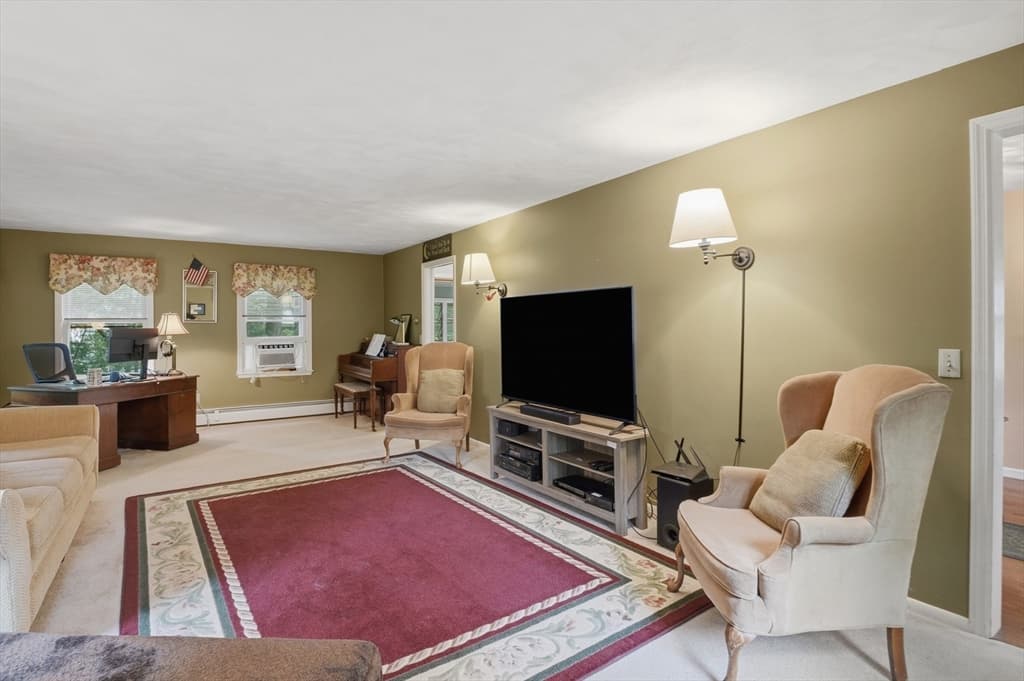 160 Twinbrooke Drive, Holden MA 01520 photo 5