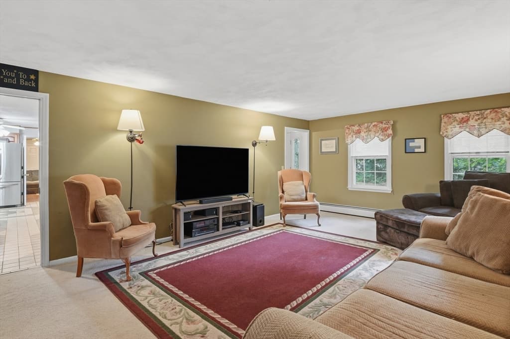 160 Twinbrooke Drive, Holden MA 01520 photo 4