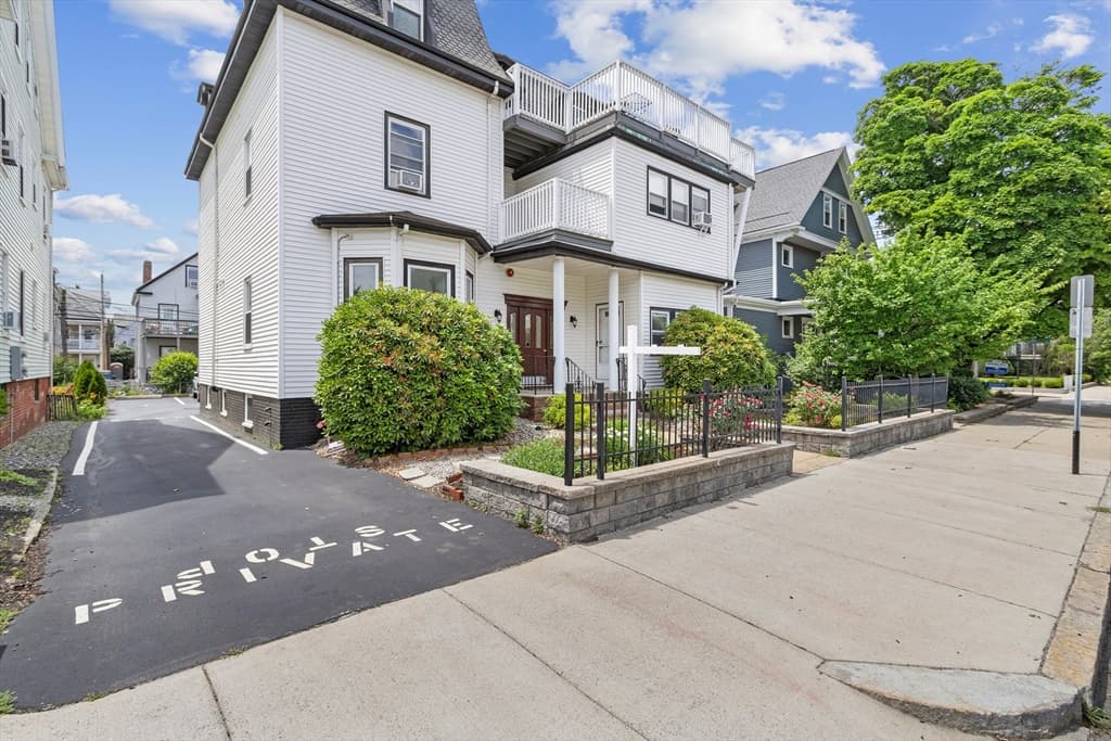 170 Highland Ave # 2, Somerville MA 02143 photo 3