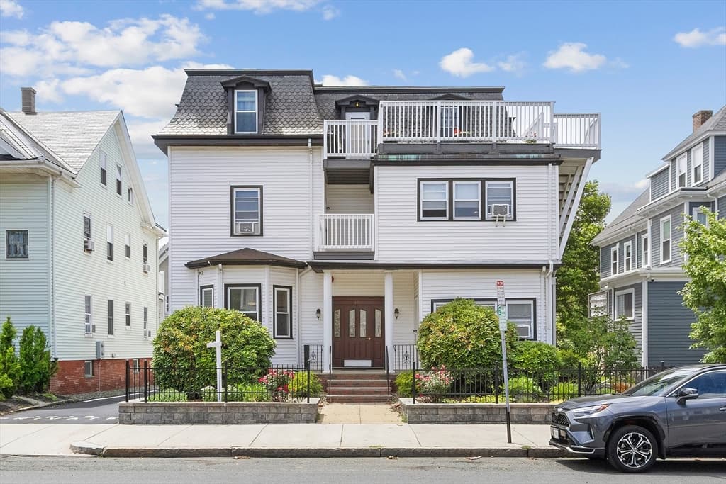 170 Highland Ave # 2, Somerville MA 02143