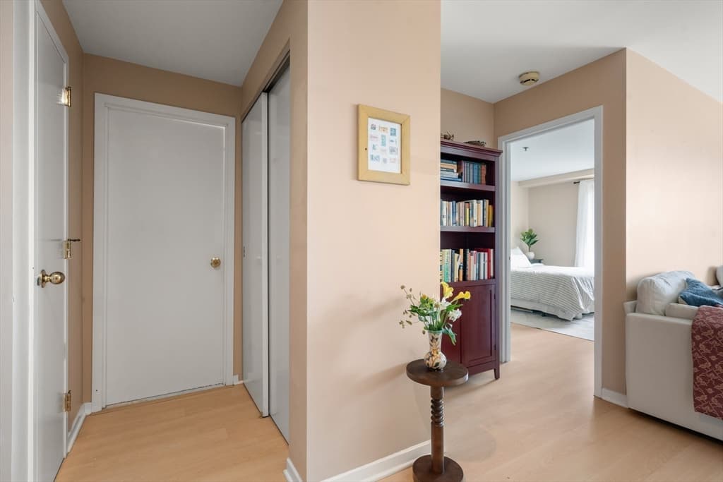 Condominium at 950 Massachusetts Ave # 514, Cambridge MA 02139, photo 7 of 18