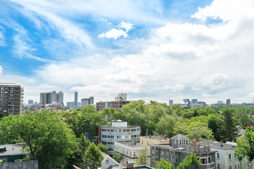 Condominium at 950 Massachusetts Ave # 514, Cambridge MA 02139, photo 9 of 18