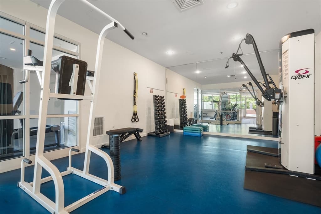 Condominium at 950 Massachusetts Ave # 514, Cambridge MA 02139, photo 15 of 18