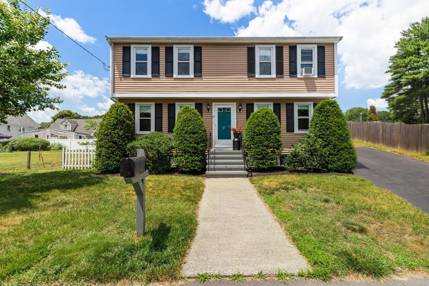 19 Altoona Rd, Dedham MA 02026