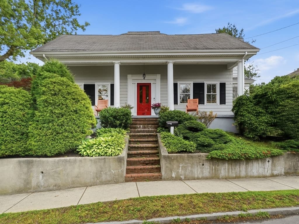 423 Washington St, Winchester MA 01890