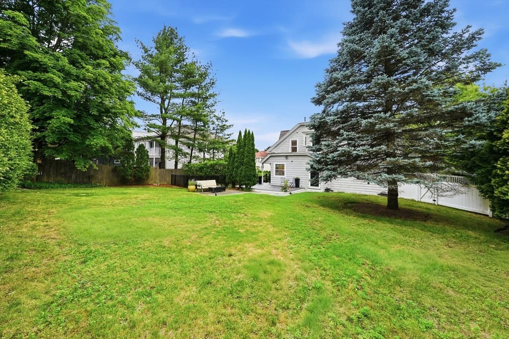 423 Washington St, Winchester MA 01890 photo 40