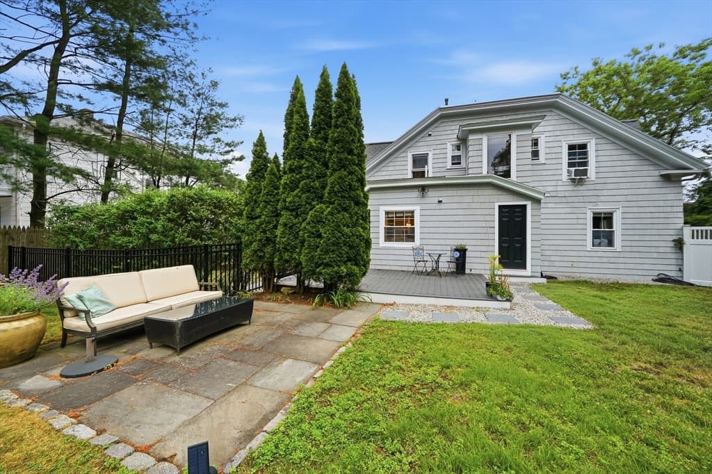 423 Washington St, Winchester MA 01890 photo 39