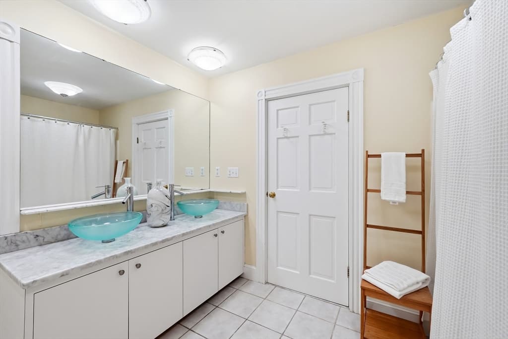 423 Washington St, Winchester MA 01890 photo 21