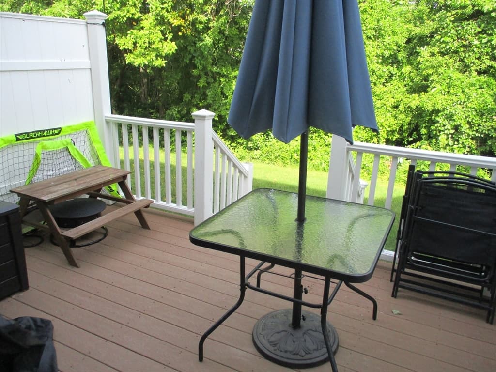 Condominium at 202 Heritage Ln # 202, Auburn MA 01501, Auburn, photo 3 of 11
