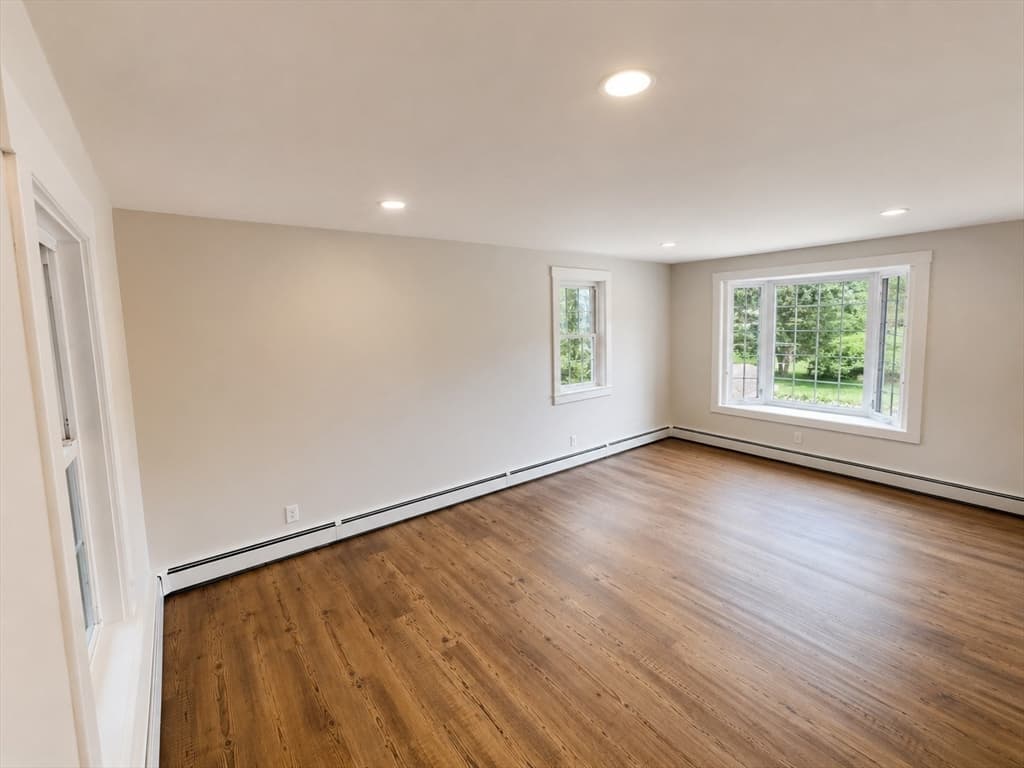1076 Hill Street, Northbridge MA 01534 photo 7