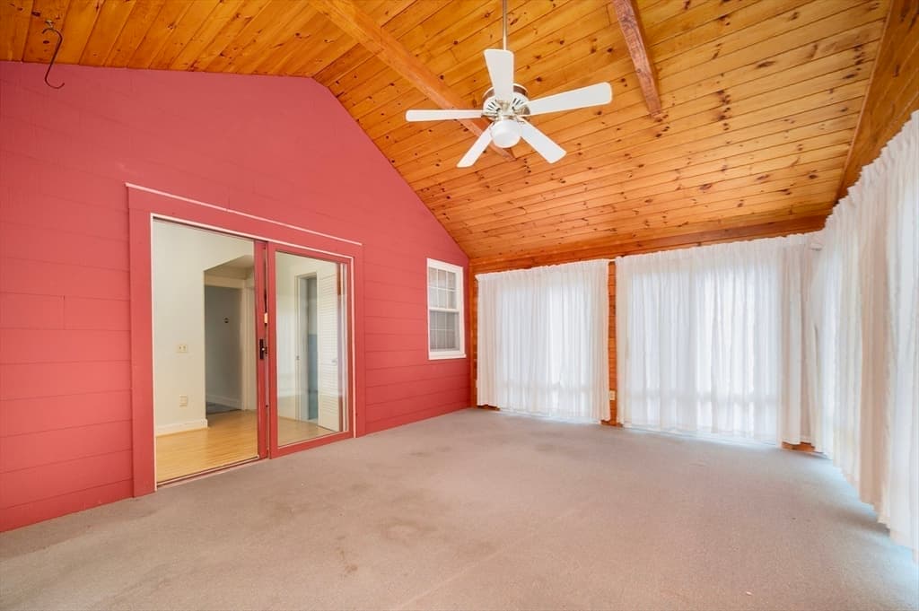 1076 Hill Street, Northbridge MA 01534 photo 10