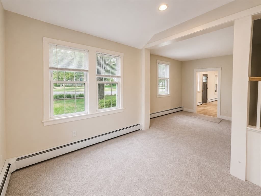 1076 Hill Street, Northbridge MA 01534 photo 11