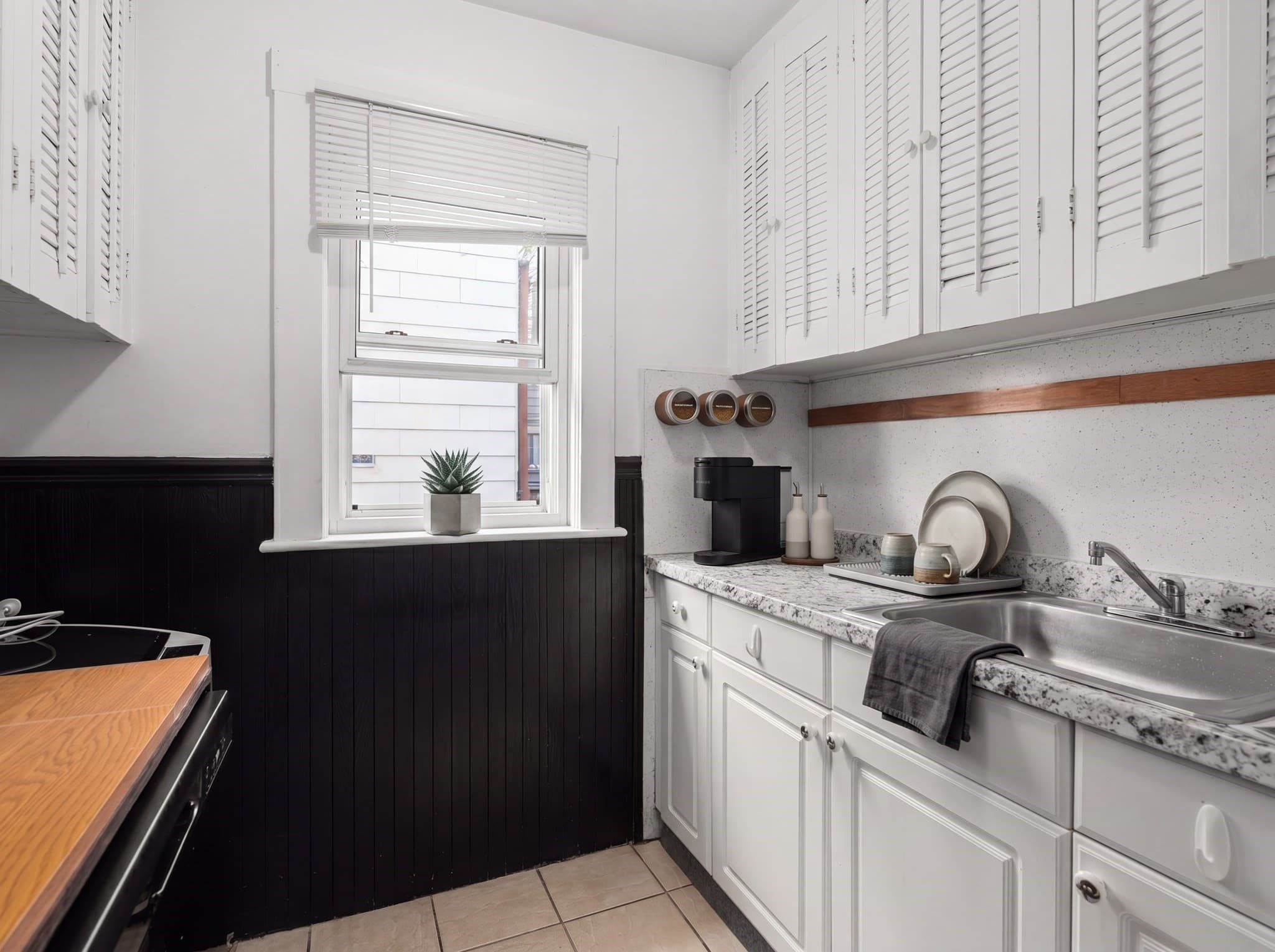 2 Family - 2 Units Up/Down at 12 Douglas Ave, Somerville MA 02145, photo 6 of 17