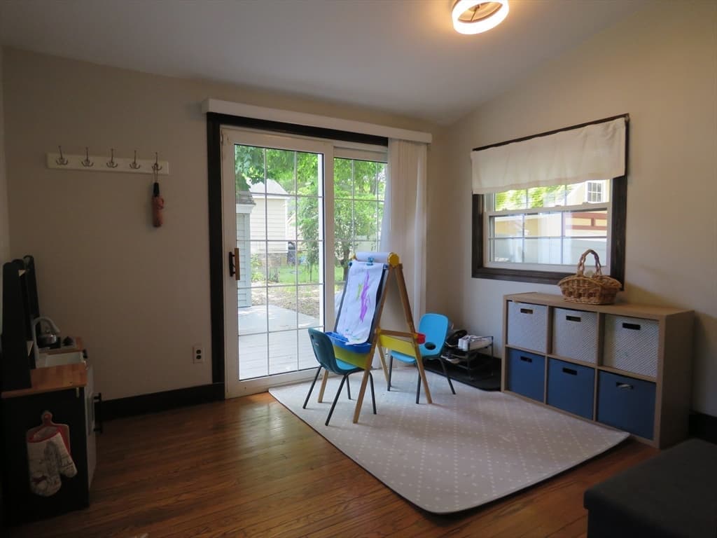 Single Family Residence at 812 East St, Dedham MA 02026, photo 11 of 33