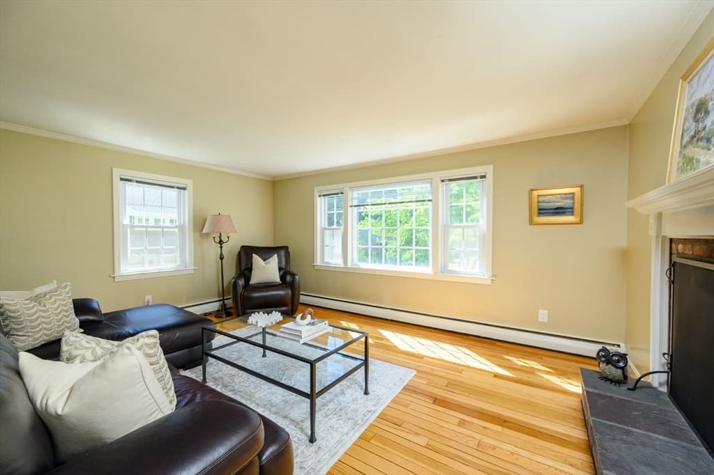 168 Cushing Street, Hingham MA 02043 photo 9