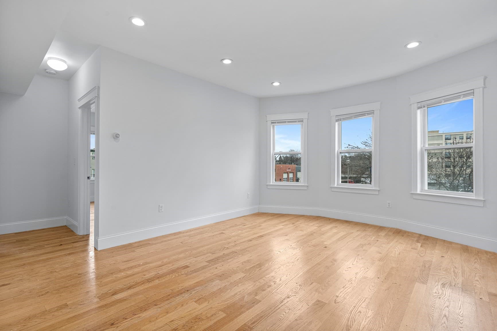 3 Family at 8 Roach St, Boston MA 02125, photo 13 of 17
