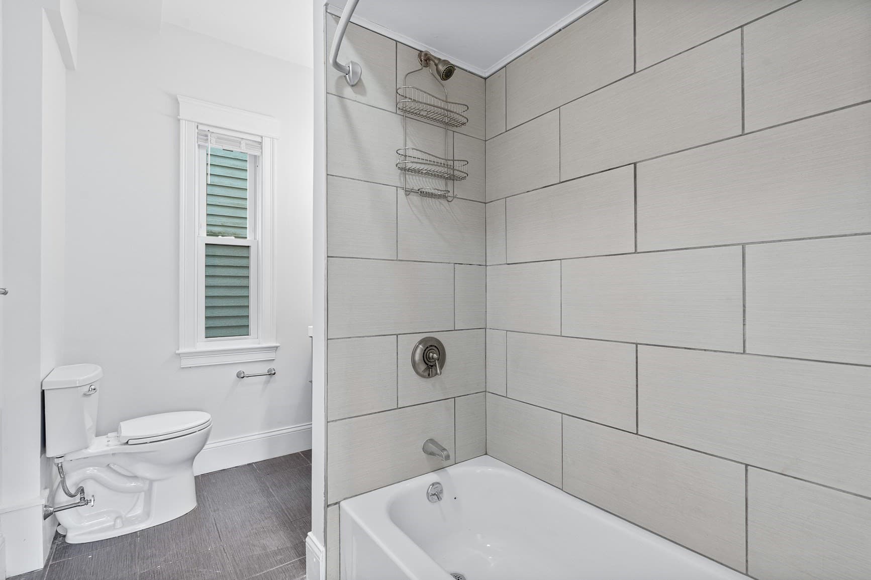 3 Family at 8 Roach St, Boston MA 02125, photo 8 of 17