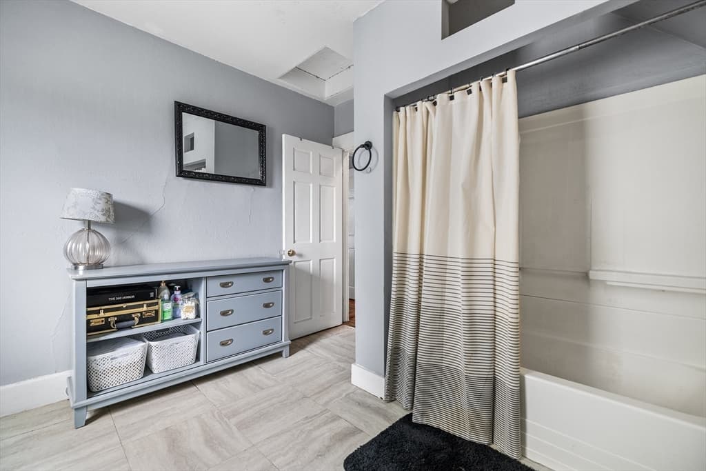Single Family Residence at 113 Cedar St, Fitchburg MA 01420, photo 17 of 26