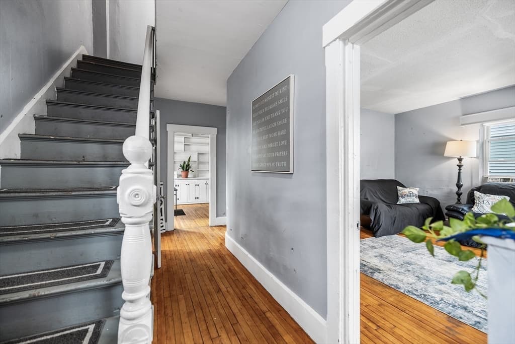 Single Family Residence at 113 Cedar St, Fitchburg MA 01420, photo 14 of 26