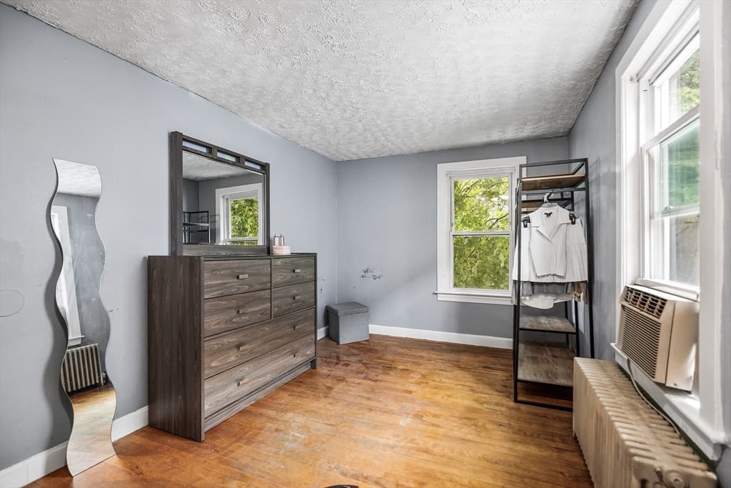 Single Family Residence at 113 Cedar St, Fitchburg MA 01420, photo 19 of 26