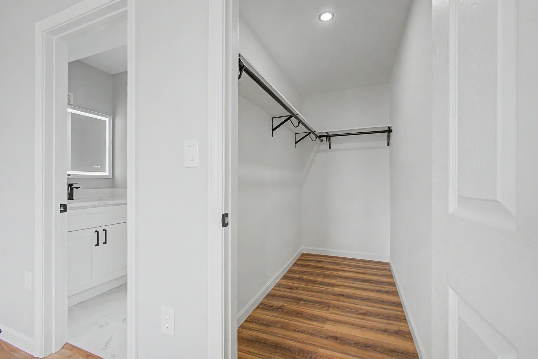 Single Family Residence at 298 King St, Fall River MA 02724, photo 11 of 20