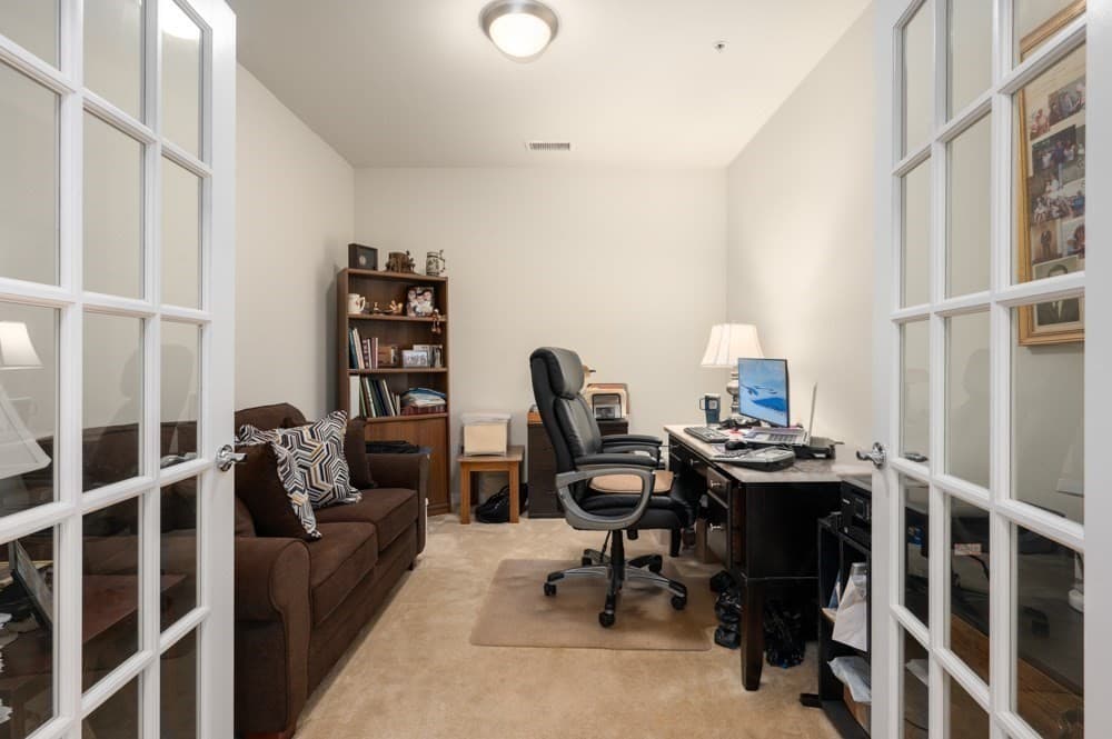 Condominium at 220 Martins Landing # 102, North Reading MA 01864, North Reading, photo 6 of 35