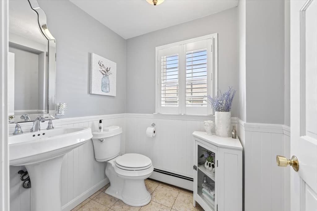 Single Family Residence at 76 Surfside Rd, Scituate MA 02066, Scituate, photo 12 of 42