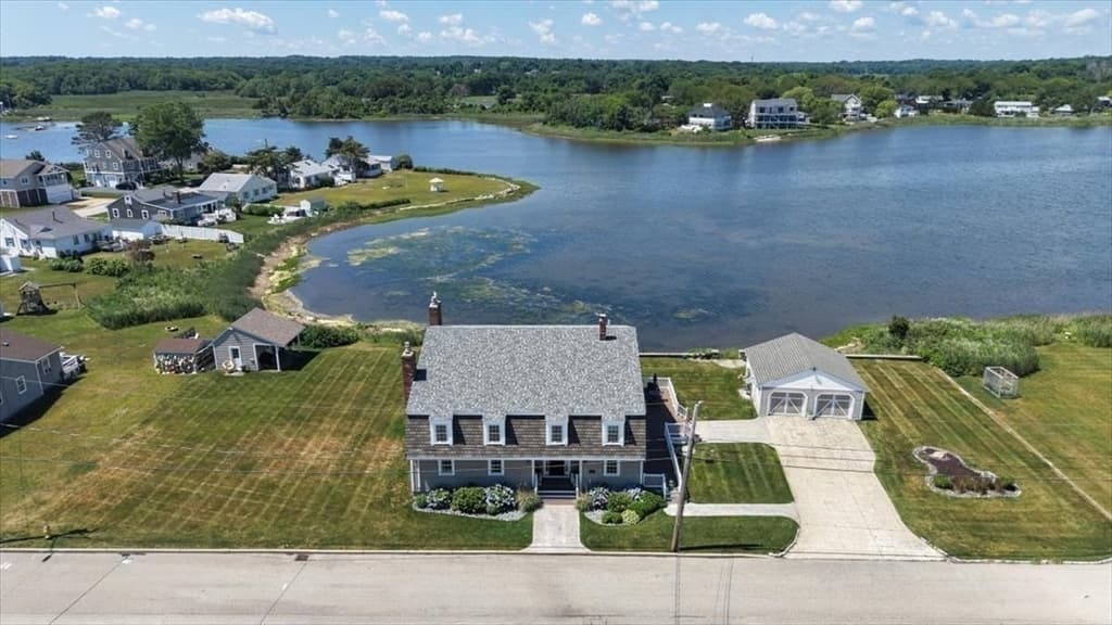 76 Surfside Rd, Scituate MA 02066