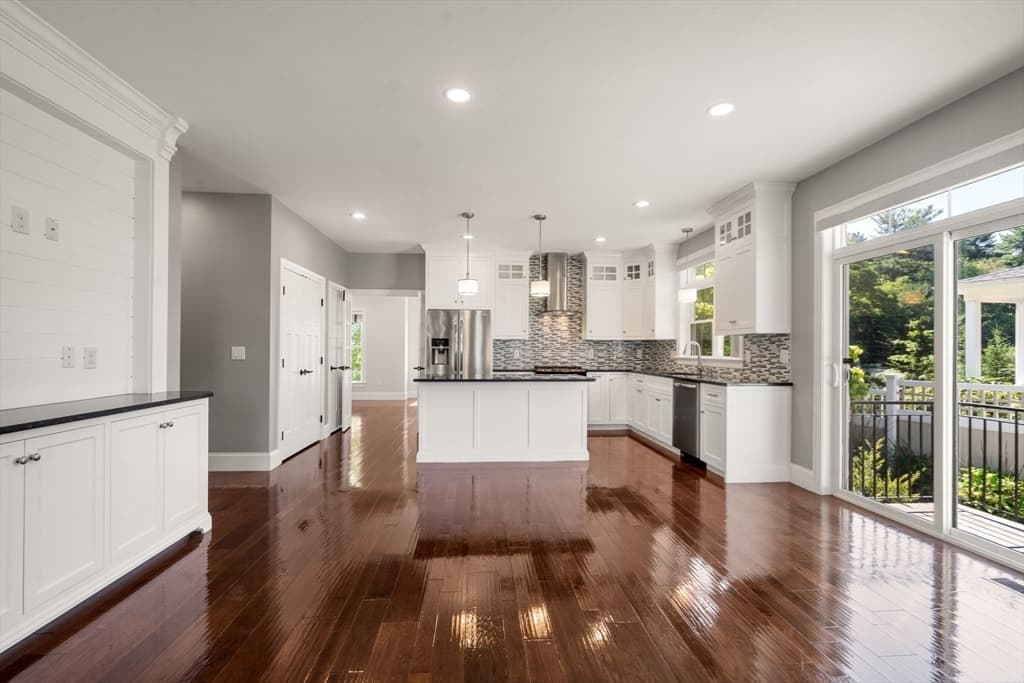 Condominium at 13 Boyde's Crossing # 12, Norfolk MA 02056, photo 15 of 42