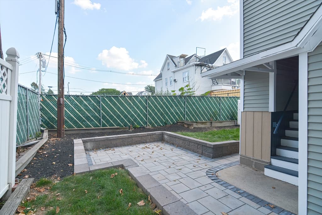 8 Melvin St # 2, Somerville MA 02145 photo 33