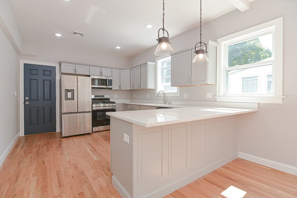 8 Melvin St # 2, Somerville MA 02145 photo 8