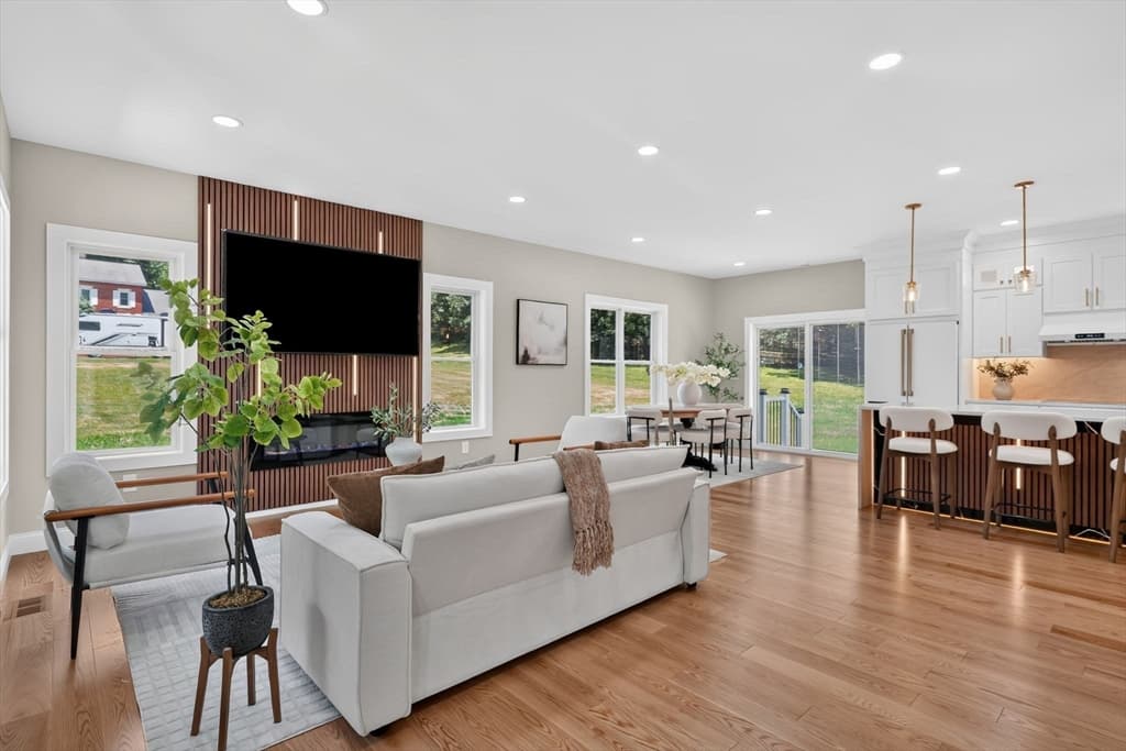 Single Family Residence at 139 Middle Rd, Southampton MA 01073, Southampton, photo 20 of 42
