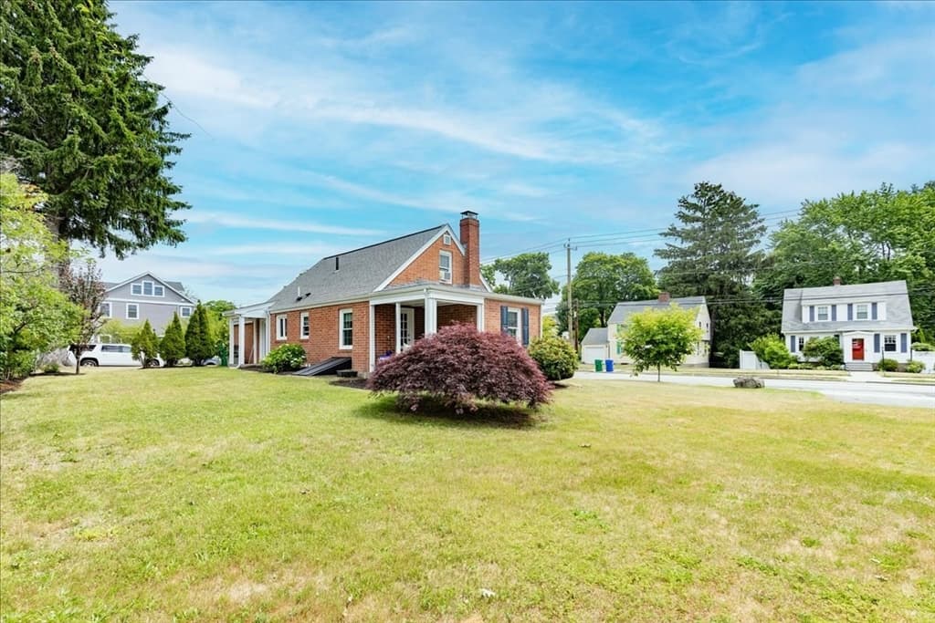 47 Cherry St, Newton MA 02465 photo 31