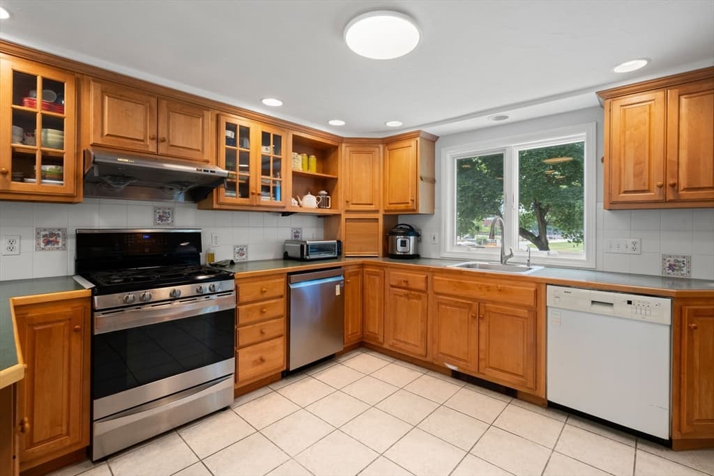 50 Mountain Street, Sharon MA 02067 photo 5