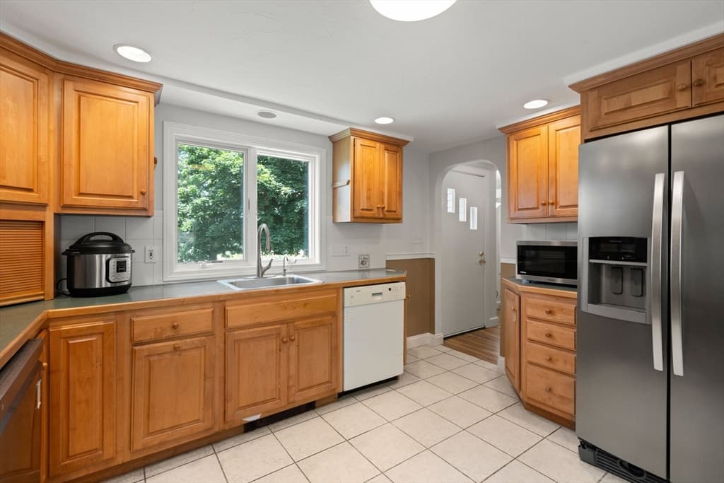 50 Mountain Street, Sharon MA 02067 photo 4