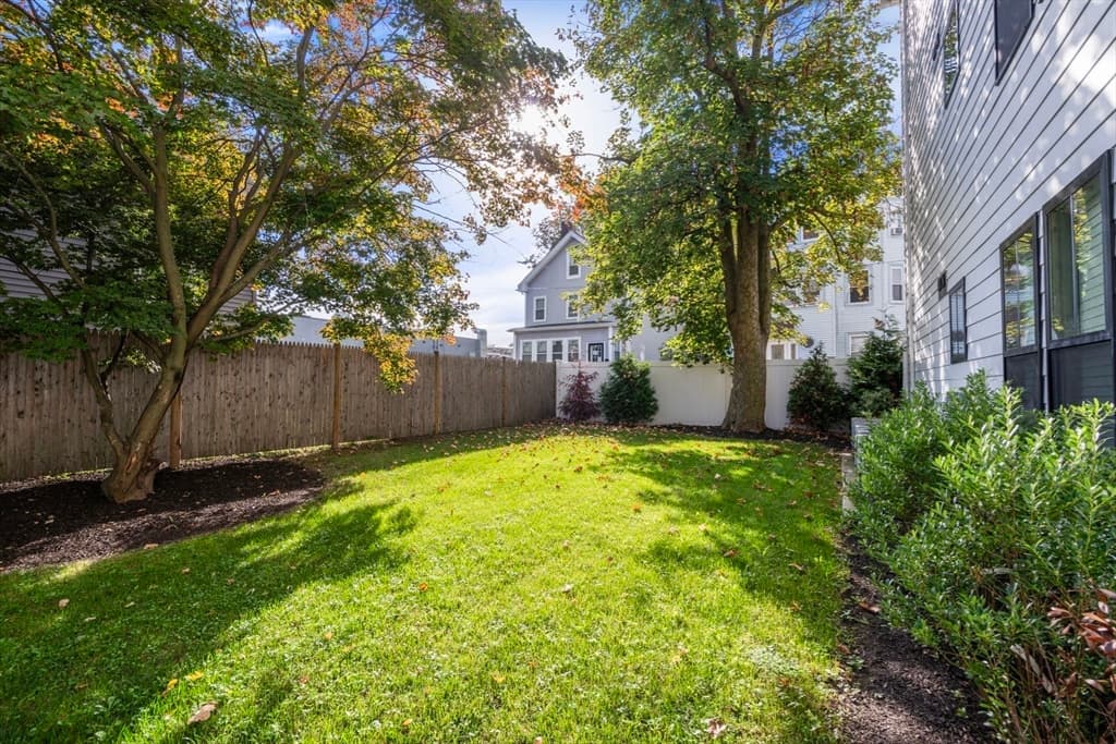 Condominium at 19 W Tremlett St # 4, Boston MA 02124, photo 11 of 15