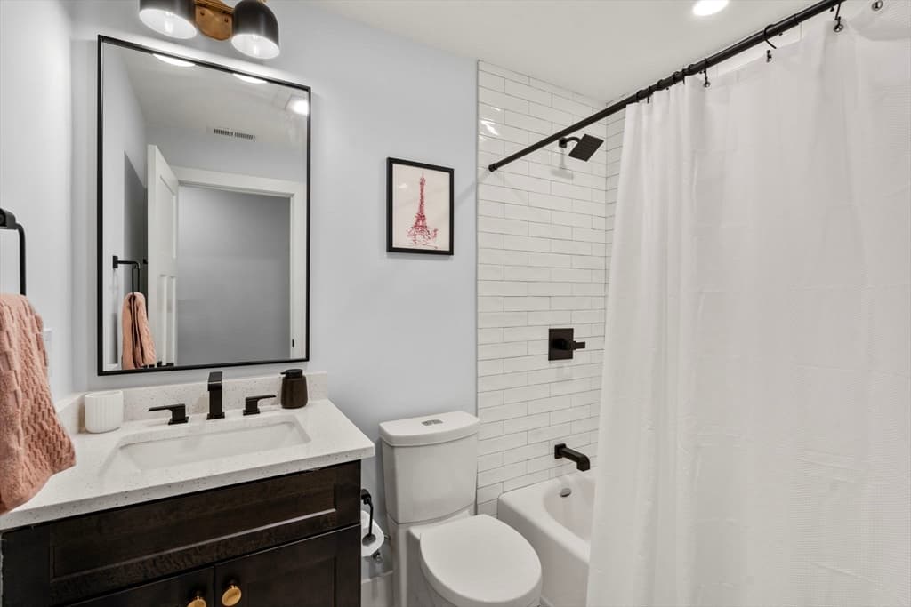Condominium at 19 W Tremlett St # 4, Boston MA 02124, photo 8 of 15