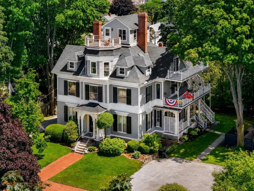39 Broad St # 5, Newburyport MA 01950