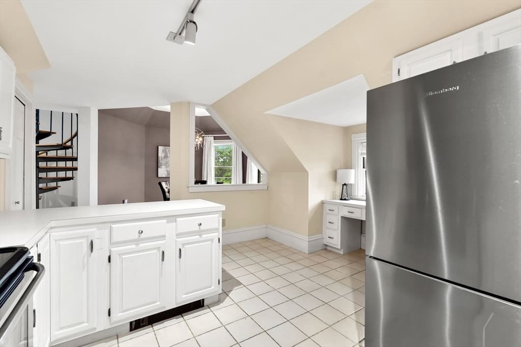 39 Broad St # 5, Newburyport MA 01950 photo 18