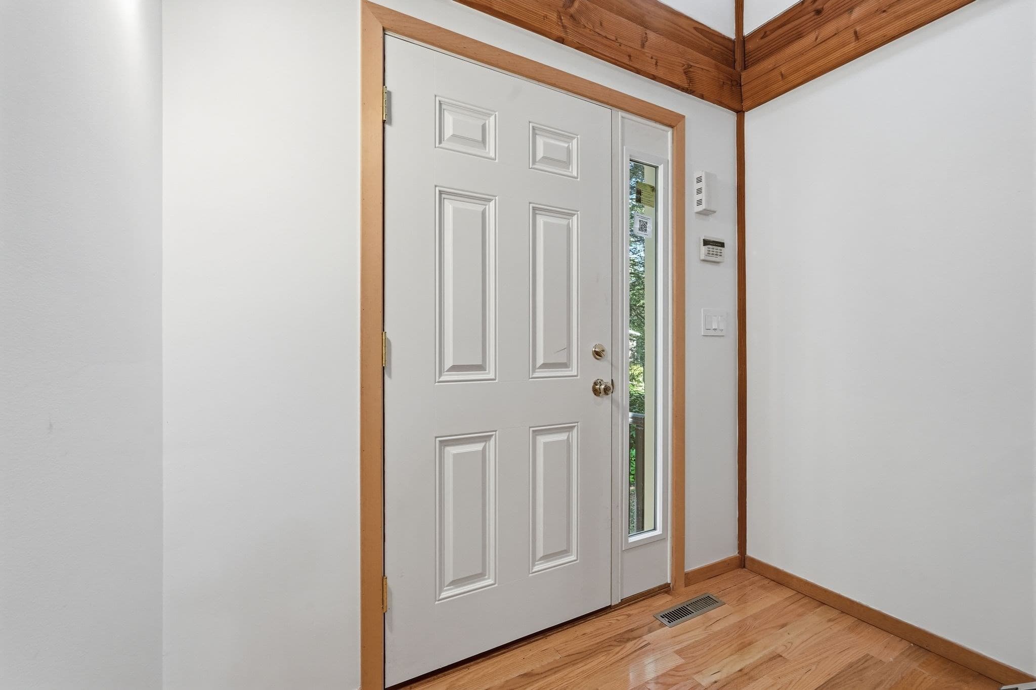 Single Family Residence at 470 Montague Rd, Sunderland MA 01375, photo 6 of 42