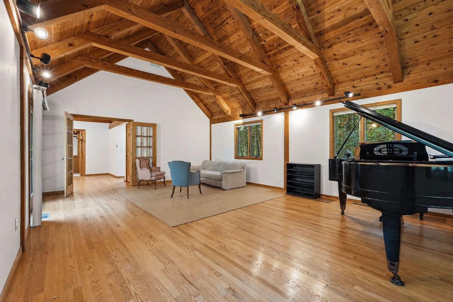 Single Family Residence at 470 Montague Rd, Sunderland MA 01375, photo 7 of 42
