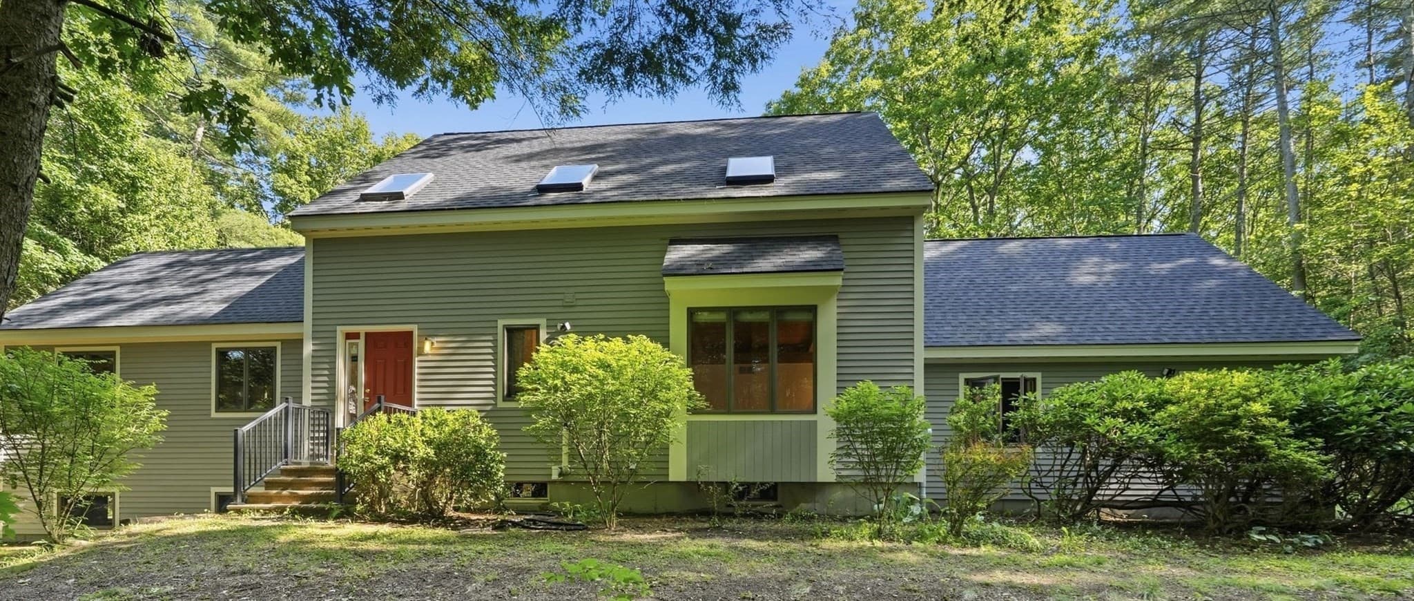 470 Montague Rd, Sunderland MA 01375