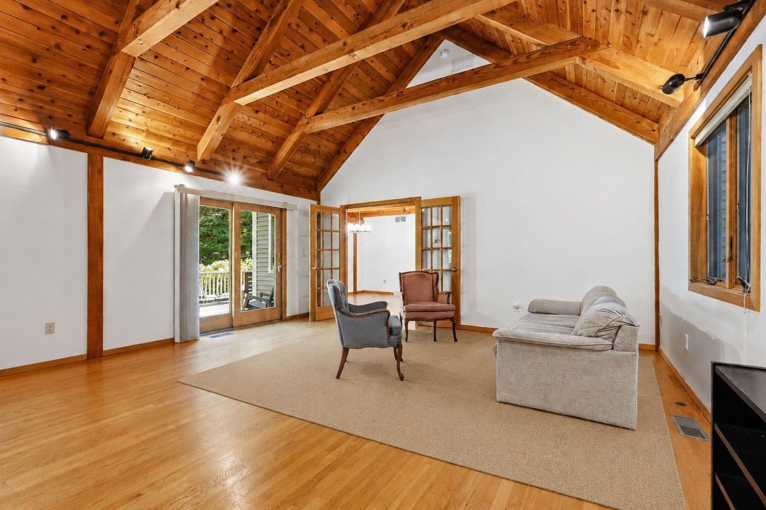 Single Family Residence at 470 Montague Rd, Sunderland MA 01375, photo 8 of 42