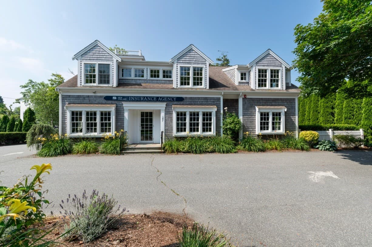 697 Main St, Chatham MA 02633