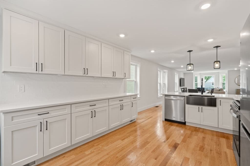 Condominium at 20 Ufford St # 1, Boston MA 02124, Boston, photo 2 of 28