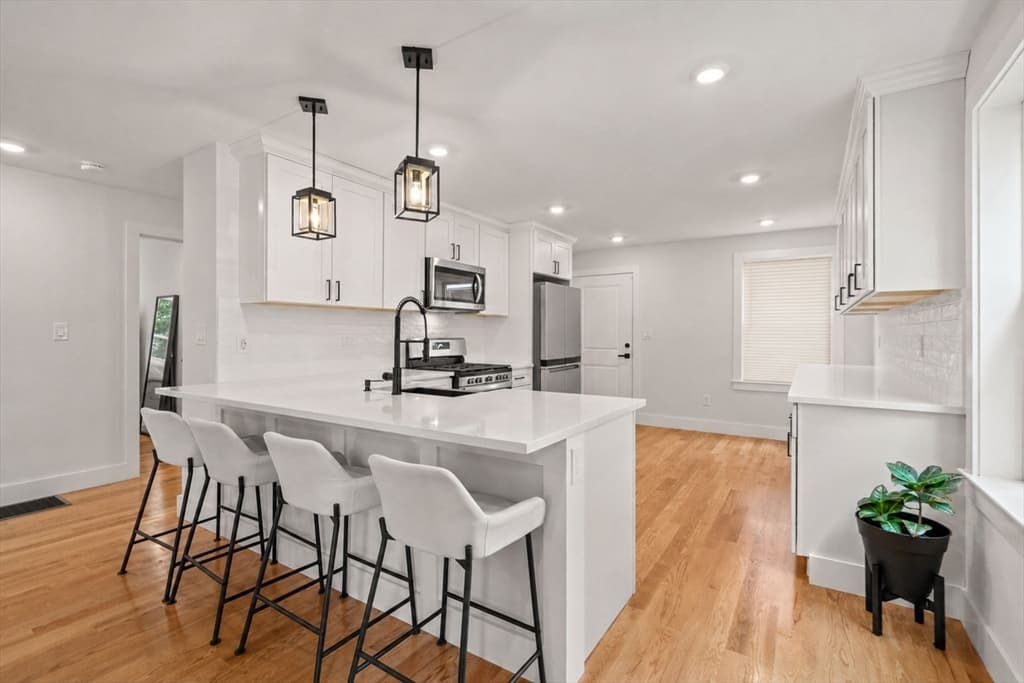 Condominium at 20 Ufford St # 1, Boston MA 02124, Boston, photo 6 of 28