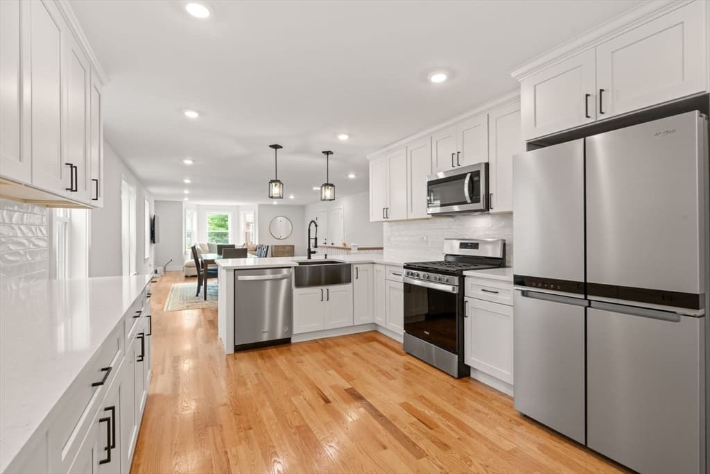 Condominium at 20 Ufford St # 1, Boston MA 02124, Boston, photo 3 of 28