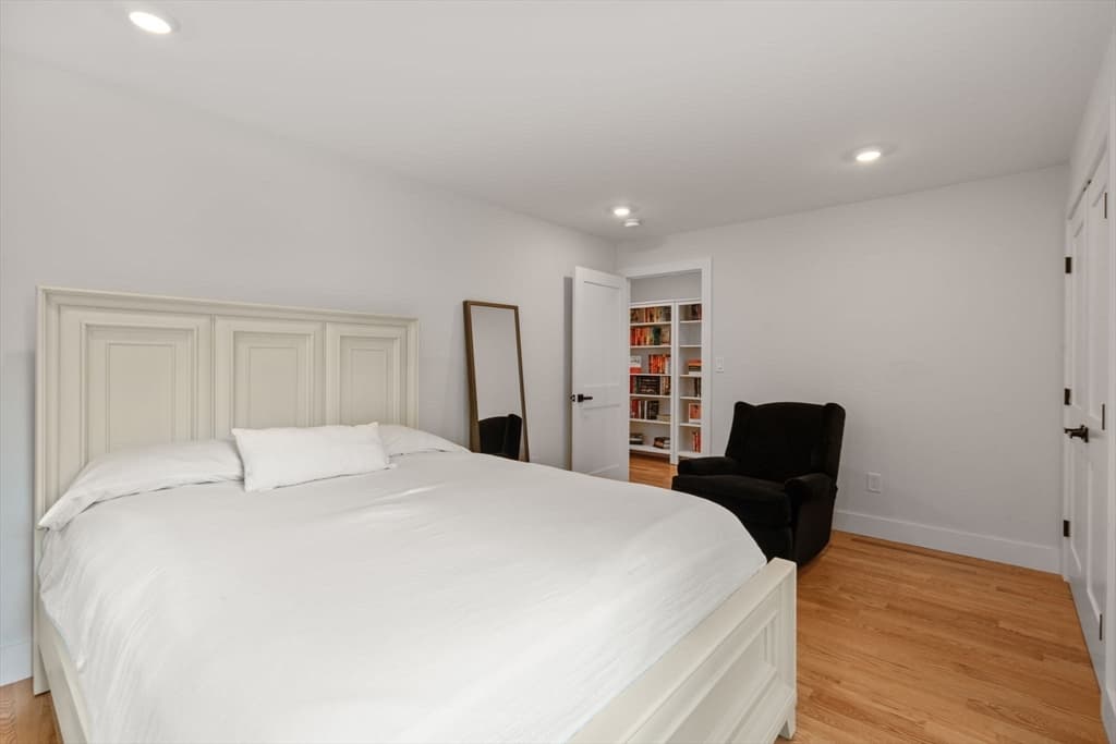 Condominium at 20 Ufford St # 1, Boston MA 02124, Boston, photo 14 of 28