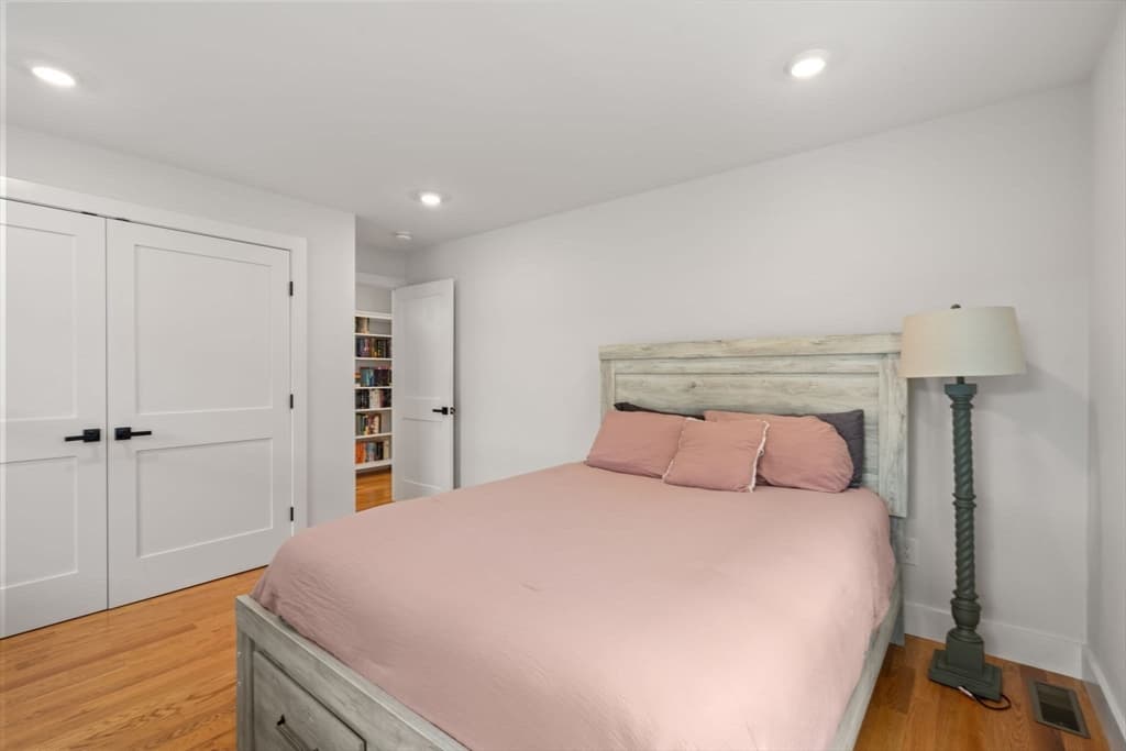 Condominium at 20 Ufford St # 1, Boston MA 02124, Boston, photo 18 of 28